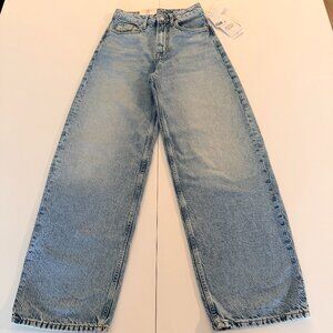 NWT H&M Womens Baggy Loose Fit High Waist Jeans Size 0 Y2K 90s Medium Wash
